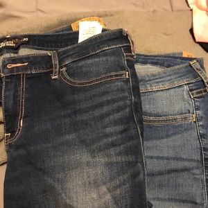 2 pairs of Hollister jeans